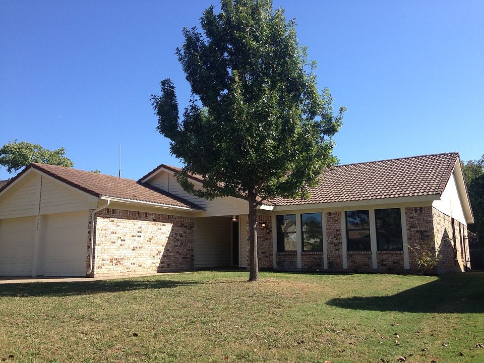 1st image of 7317 Meadow Creek Dr