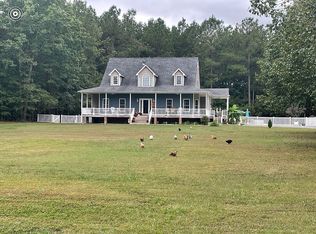 12461 Foxwood Dr, Disputanta, VA 23842