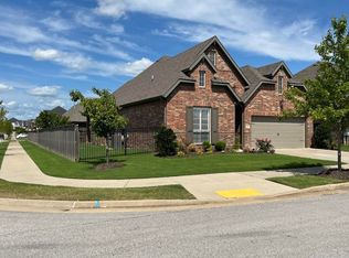 4601 SW Lilly St, Bentonville, AR 72713