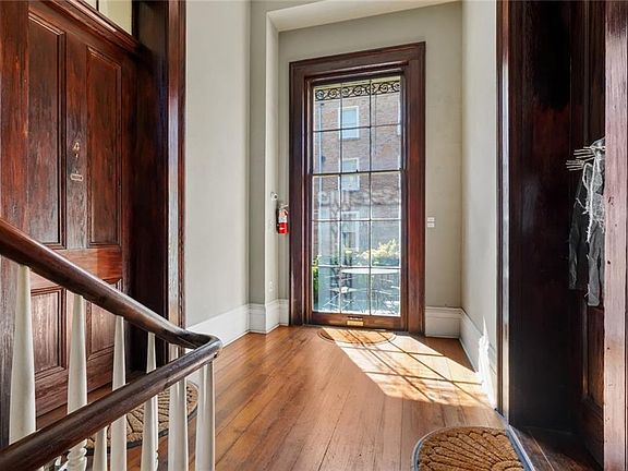 3rd image of 517 Saint Louis St #5
