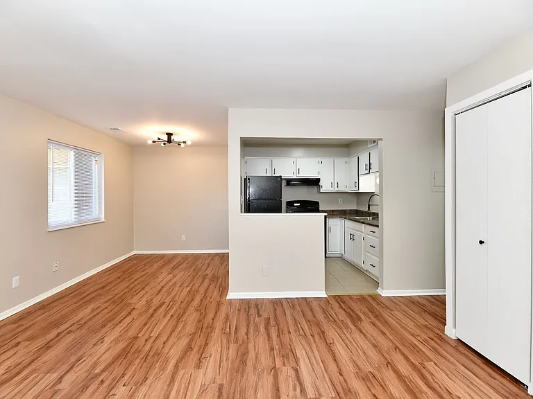 The Cedars Apartment Homes — Photo 34
