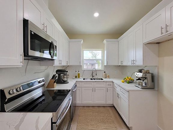 4th image of 6743 Madrid St