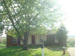 504 Westwind Dr, Springfield, TN 37172