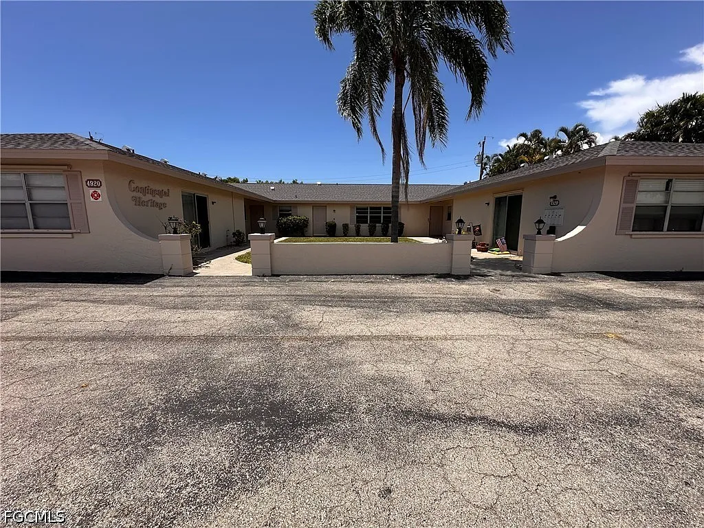 2 bed, 2.0 bath, 1049 sqft, $1,300 — Photo 1
