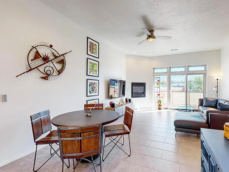 4204 Vida Verde Ln NE — Photo 10