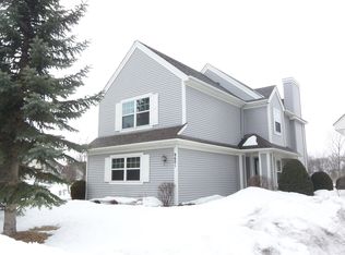 9601 Zircon Ln N, Maple Grove, MN 55311