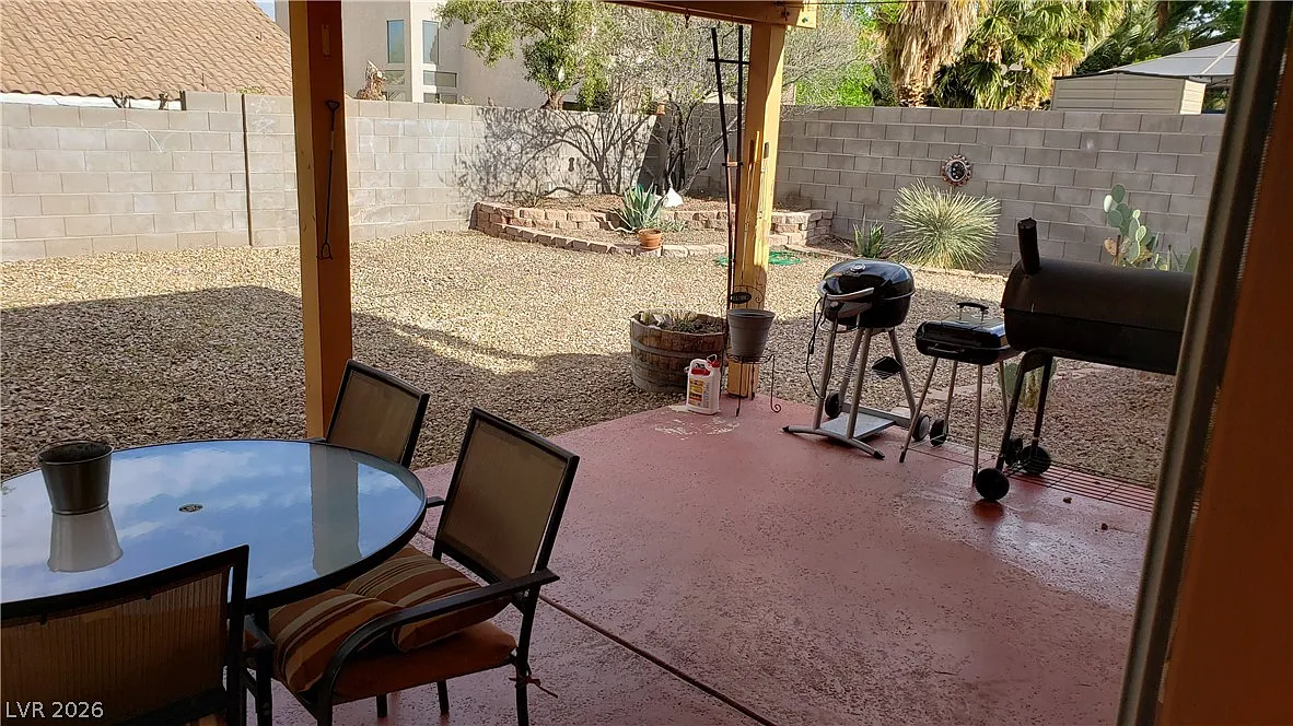 3 bed, 2.0 bath, 1425 sqft, $1,925 — Photo 4