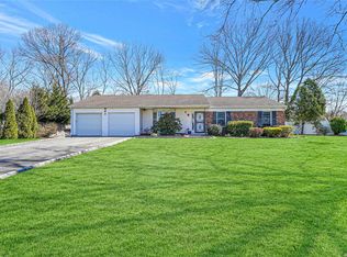 3 Sharon Dr, Coram, NY 11727