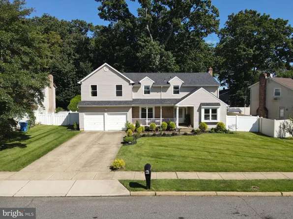 1978 Birchwood Park Dr N, Cherry Hill, NJ 08003