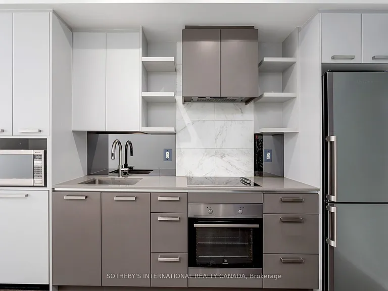 1830 Bloor St W #716 — Photo 10