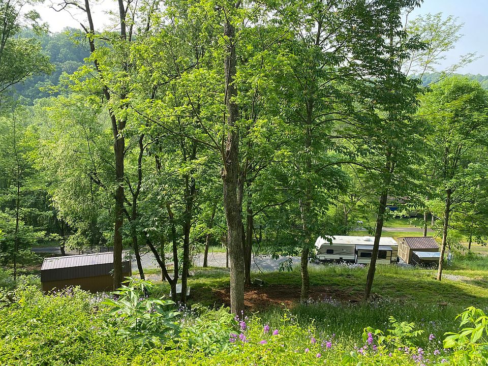 1st image of Renick Hill Rd