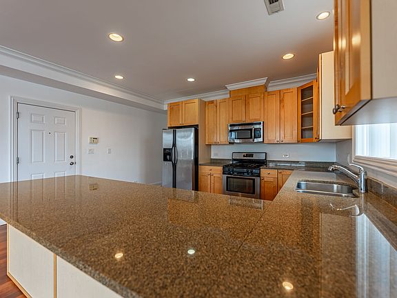 4th image of 3465 S Lituanica Ave APT 3