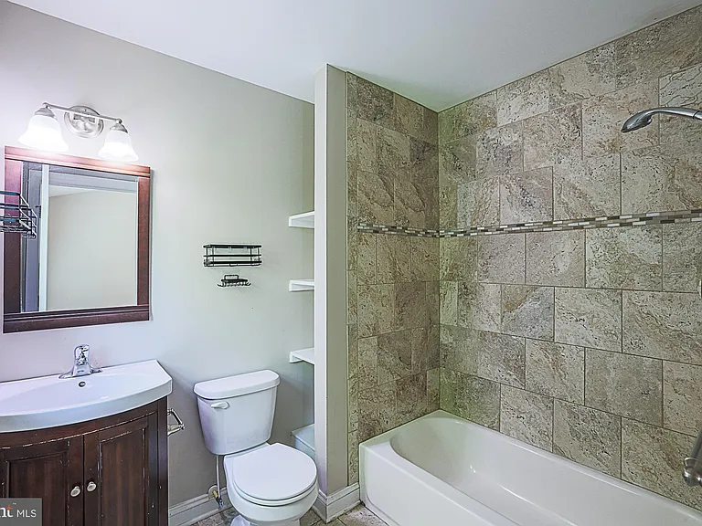 3709 Fords Ln — Photo 22
