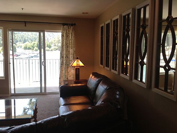 Living Room Right Side 2