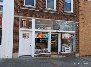 122 E Main St, Salem, VA 24153
