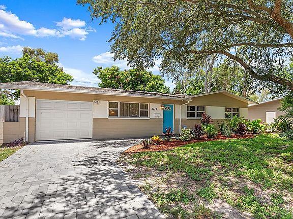 3rd image of 4113 Bluefish Dr SE