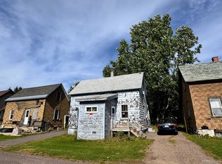 25220 Maple St, Calumet, MI 49913