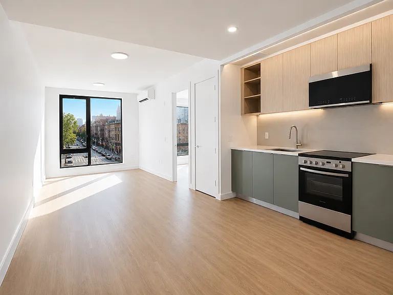 158 Lott St #755D — Photo 2