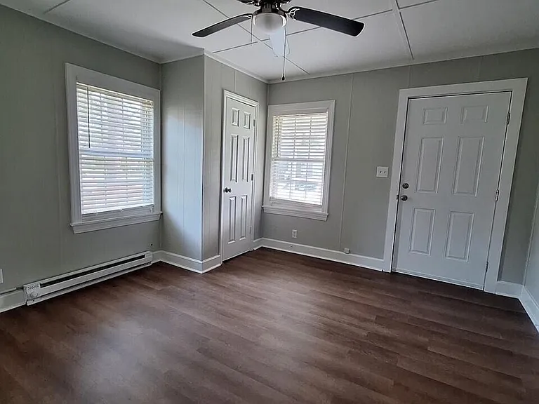 608 Hudson St #A — Photo 3
