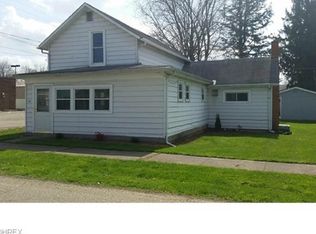 130 N Chestnut St, Gnadenhutten, OH