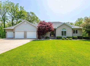 9429 84th Street Ct W, Taylor Ridge, IL 61284
