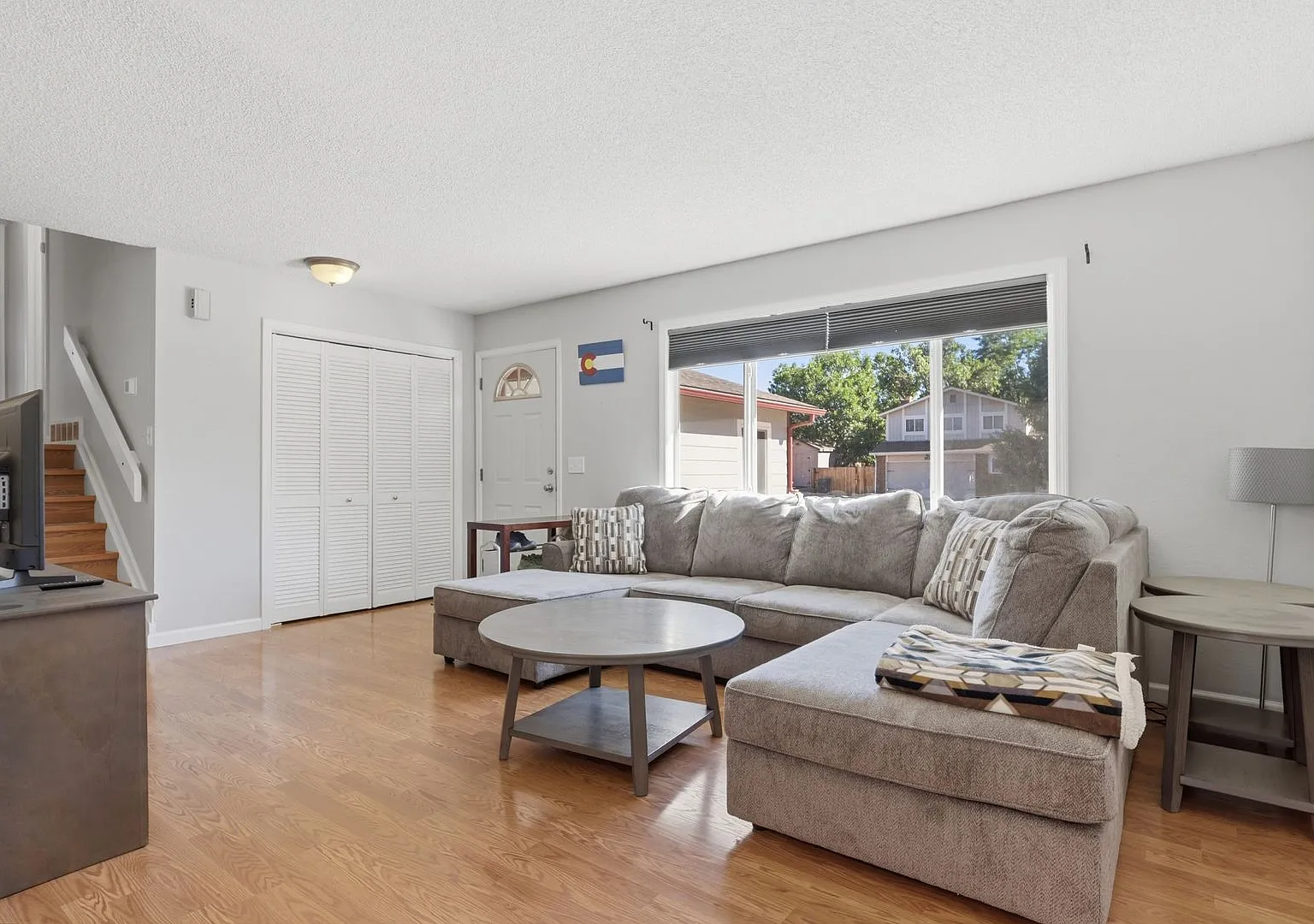 3 bed 2 1/2 bath Tri-level near Downtown Castle Rock! — Photo 4