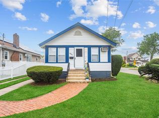 682 Parsonage St, Baldwin, NY 11510