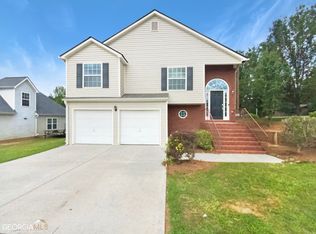 241 Vineyard Ridge Dr, Griffin, GA 30223