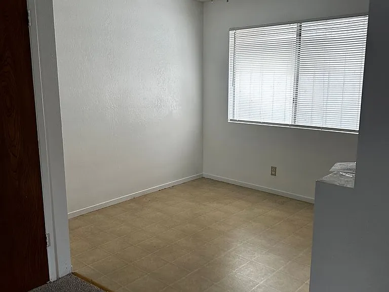8865 Amapoa Ave #C — Photo 5