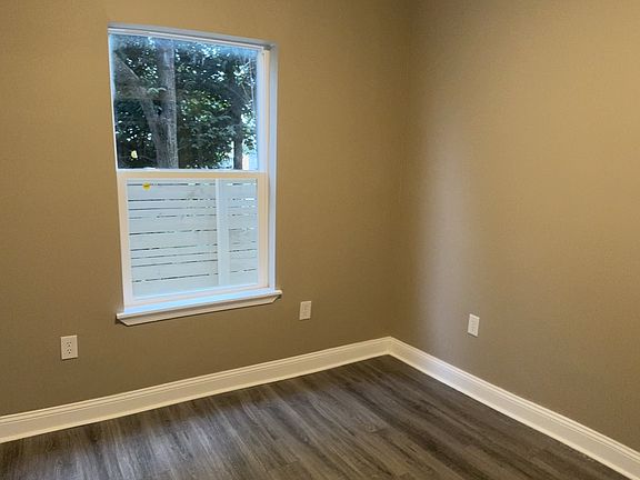 3rd image of 2306 Carrollton Ave APT 1