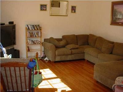 4th image of 112 Laurelwood Cir