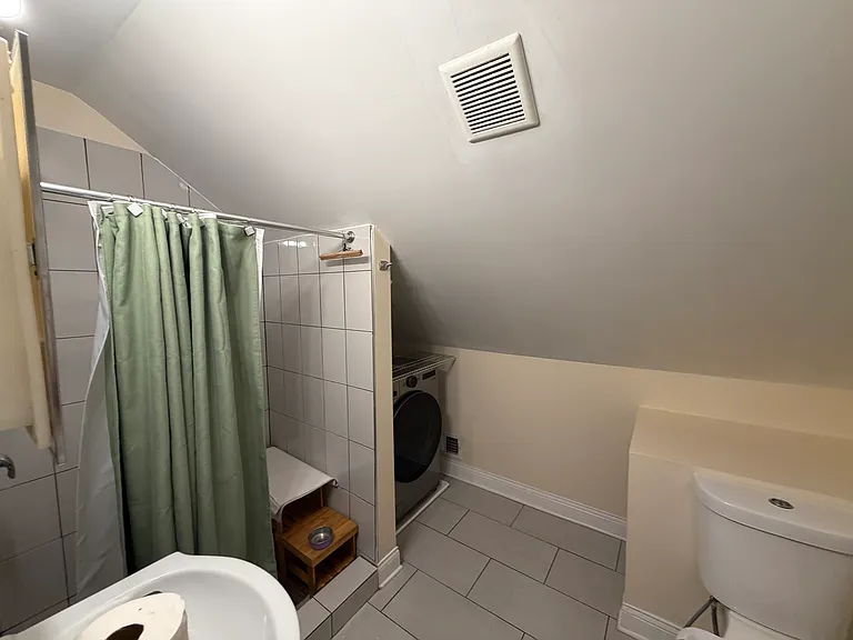 2154 W 22nd Pl — Photo 6