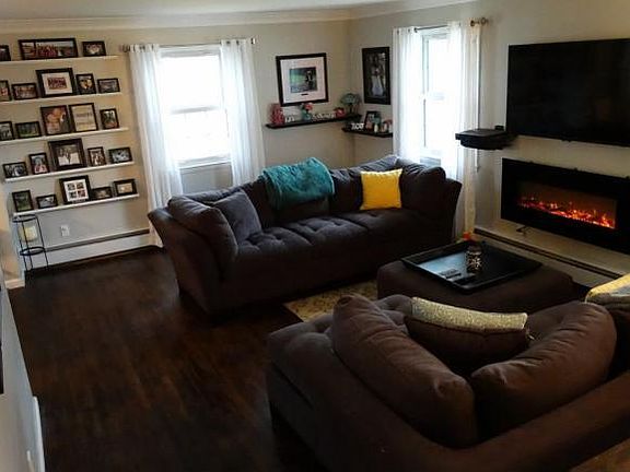 3rd image of 2902 Phyllis St