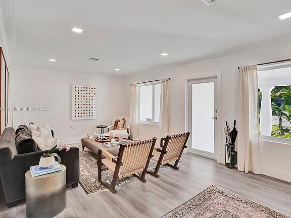 5th image of 630 NE 52nd Ter