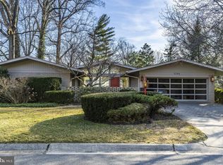 6104 Clearwood Rd, Bethesda, MD 20817