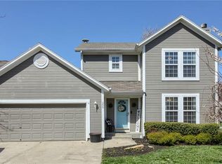 300 W McKinley Ln, Gardner, KS 66030