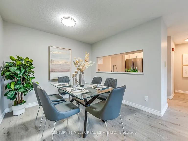1450 Glen Abbey Gate #823 — Photo 10