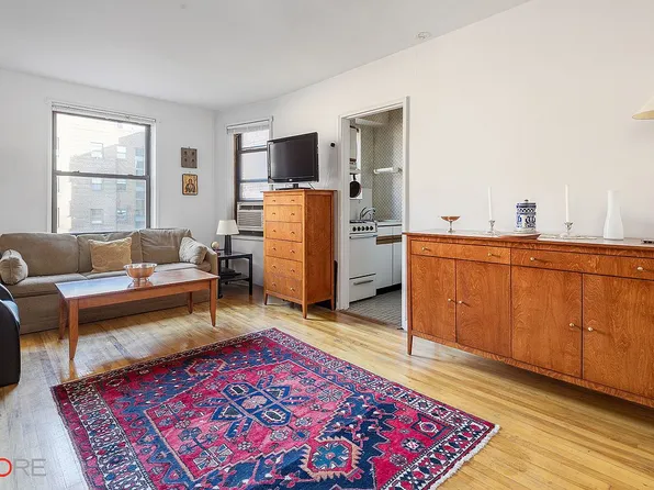 34-40 78th St #5A, Jackson Heights, NY 11372