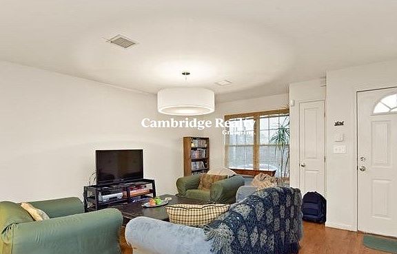 4th image of 214 Parker Hill Ave #T