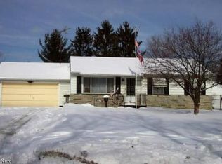 5108 Birchcrest Dr, Youngstown, OH