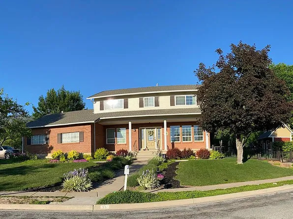 21 S Village Way, Fruit Heights, UT 84037