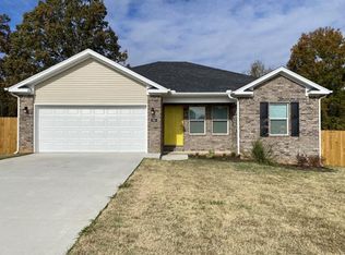 305 Sparrow Rd, Jacksonville, AR 72076