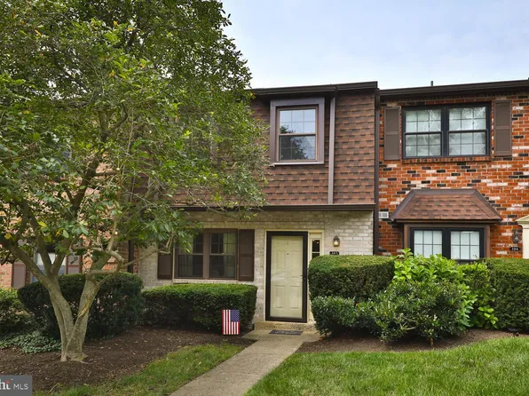 302 Glen Way #302, Elkins Park, PA 19027