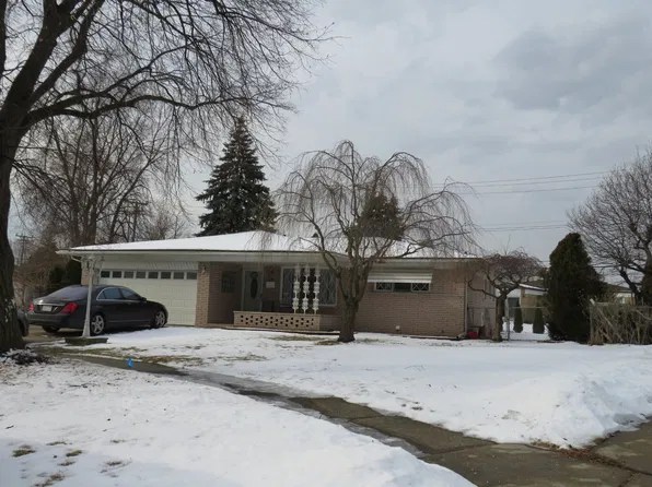 30127 Austin Dr, Warren, MI 48092
