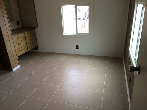 4th image of 1631 W Hegel Ln Unit 1