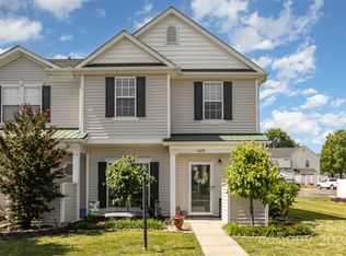 4215 Center Place Dr, Harrisburg, NC 28075