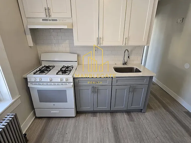 490 E 23rd St #44 — Photo 1