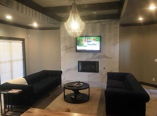 5098 S Strathmore Station Dr, Rogers, AR 72758