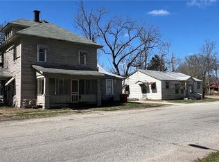 402 W 6th St, Pittsburg, KS 66762