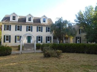 5 Burton Ln, Warwick, NY 10990